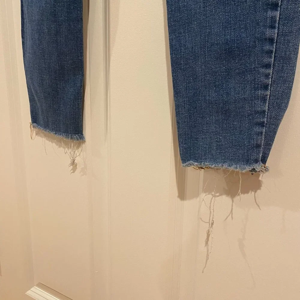 Old Navy Rockstar Super Skinny Ankle Jean‎ - Size 4